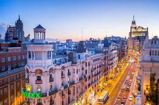 Apartment Turist Madrid Tetuán Bernabéu Kültér fotó